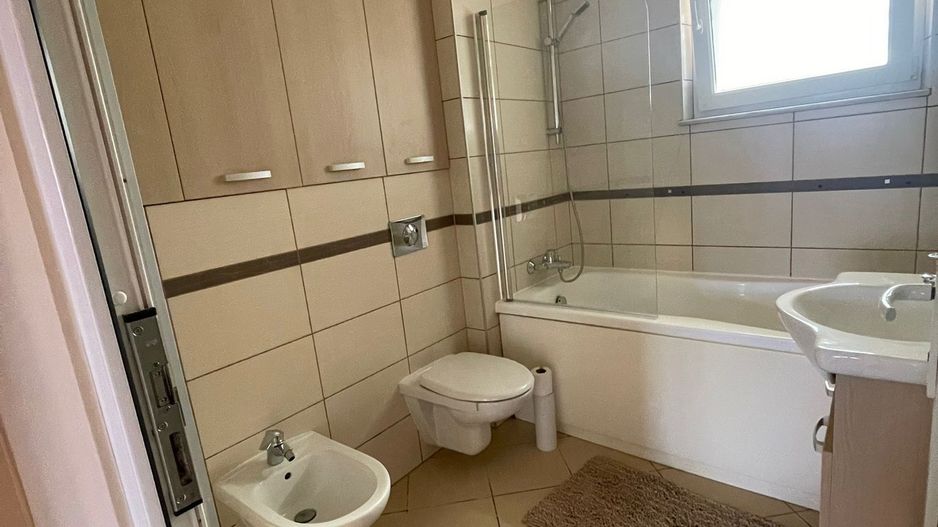 Apartament cu 3 Camere de Inchiriat I Suceava/Centrali I 500Euro/Luna - Poză 7