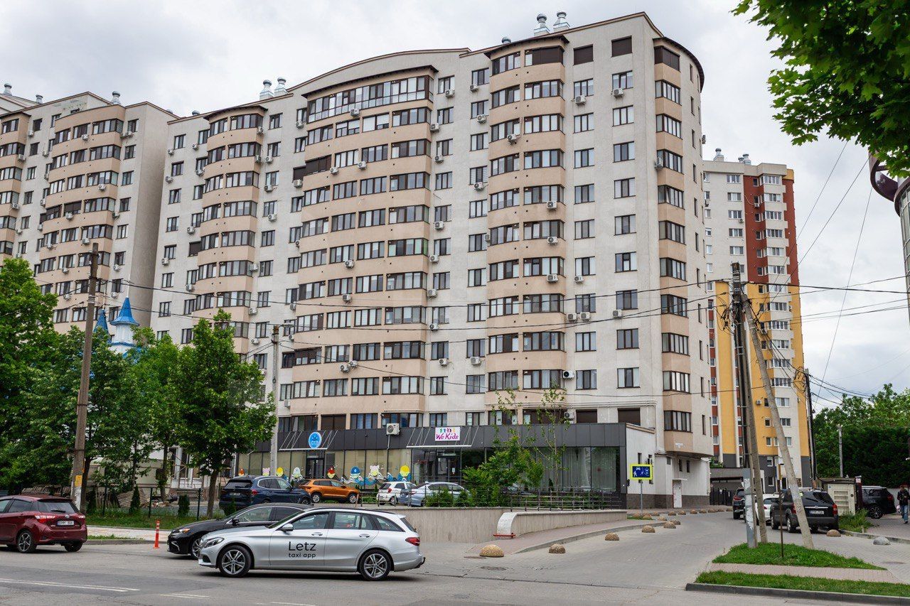 Vânzare, apartament, 2 camere + living, str. Mihail Sadoveanu, Ciocana - Poză 4