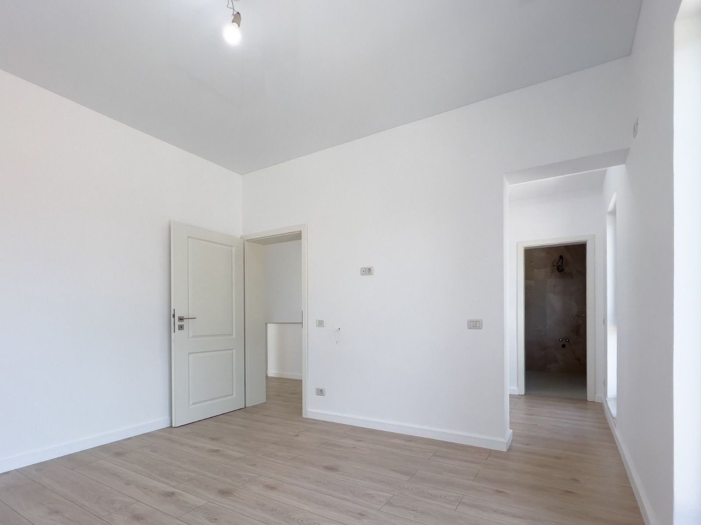 Individuala 146m2 utili, 450 curte, CENTRAL Tunari, 0% comision - Poză 20