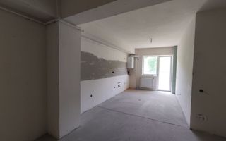 Apartament 3 camere | etaj 3 | Zona Sesul de Sus - Poză 3