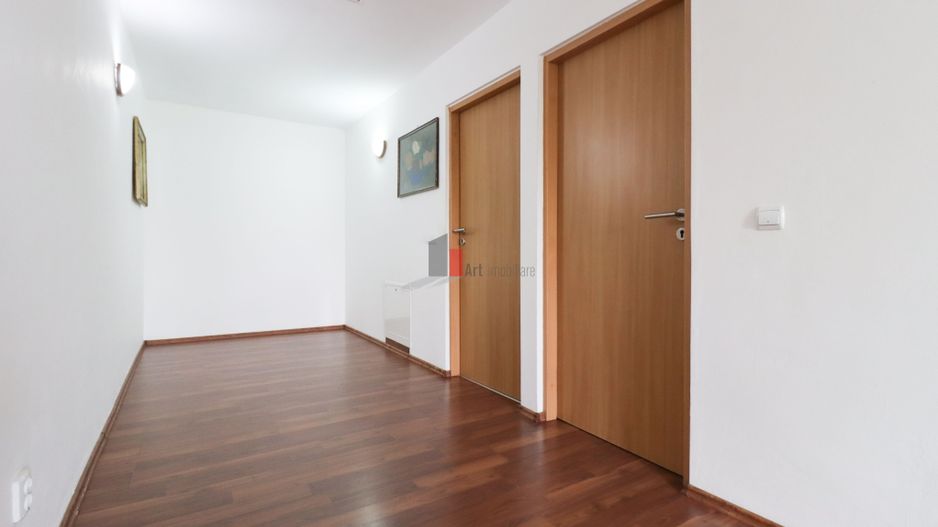 Vila "SEPHARA", teren 700 mp,  292 mp suprafata totala, NEGOCIABIL - Poză 21