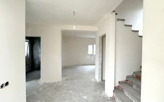 Casa  individuala cu teren de 472 mp in zona centrala. - Poză 11