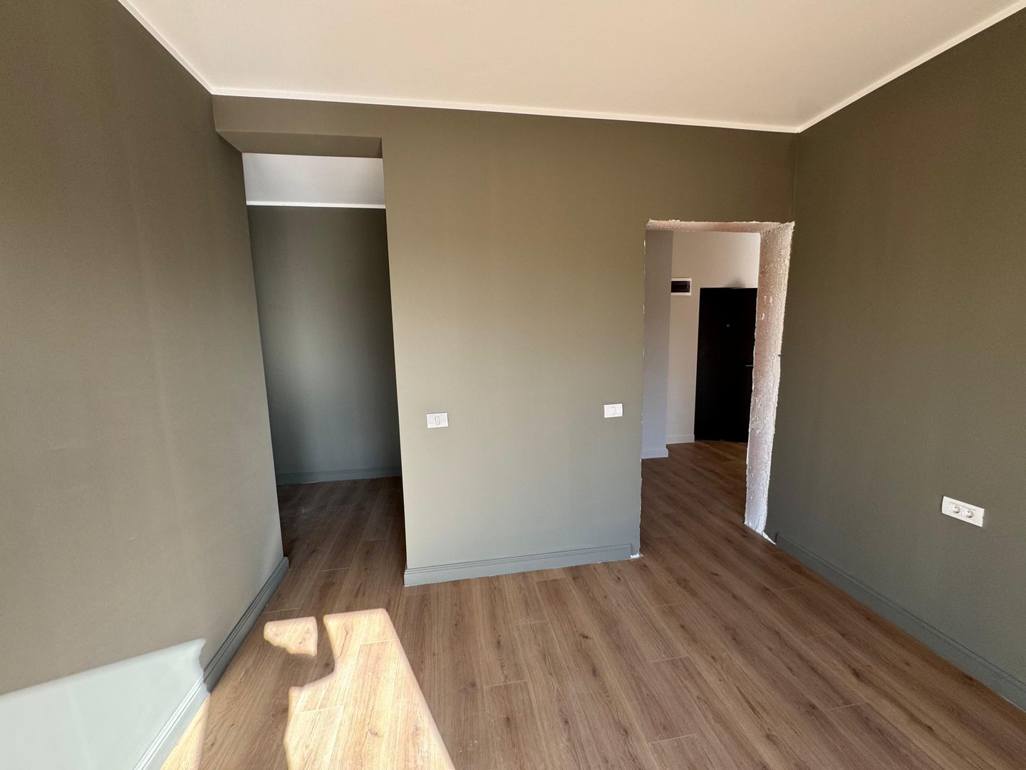 COMISION 0% | Apartament 3 Camere | Etaj 2 | 90 mp | Zona Plopi - Poză 4
