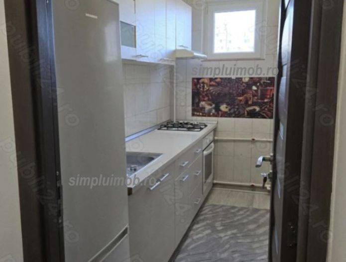 Decomandata garsoniera renovata mobilata - Poză 6