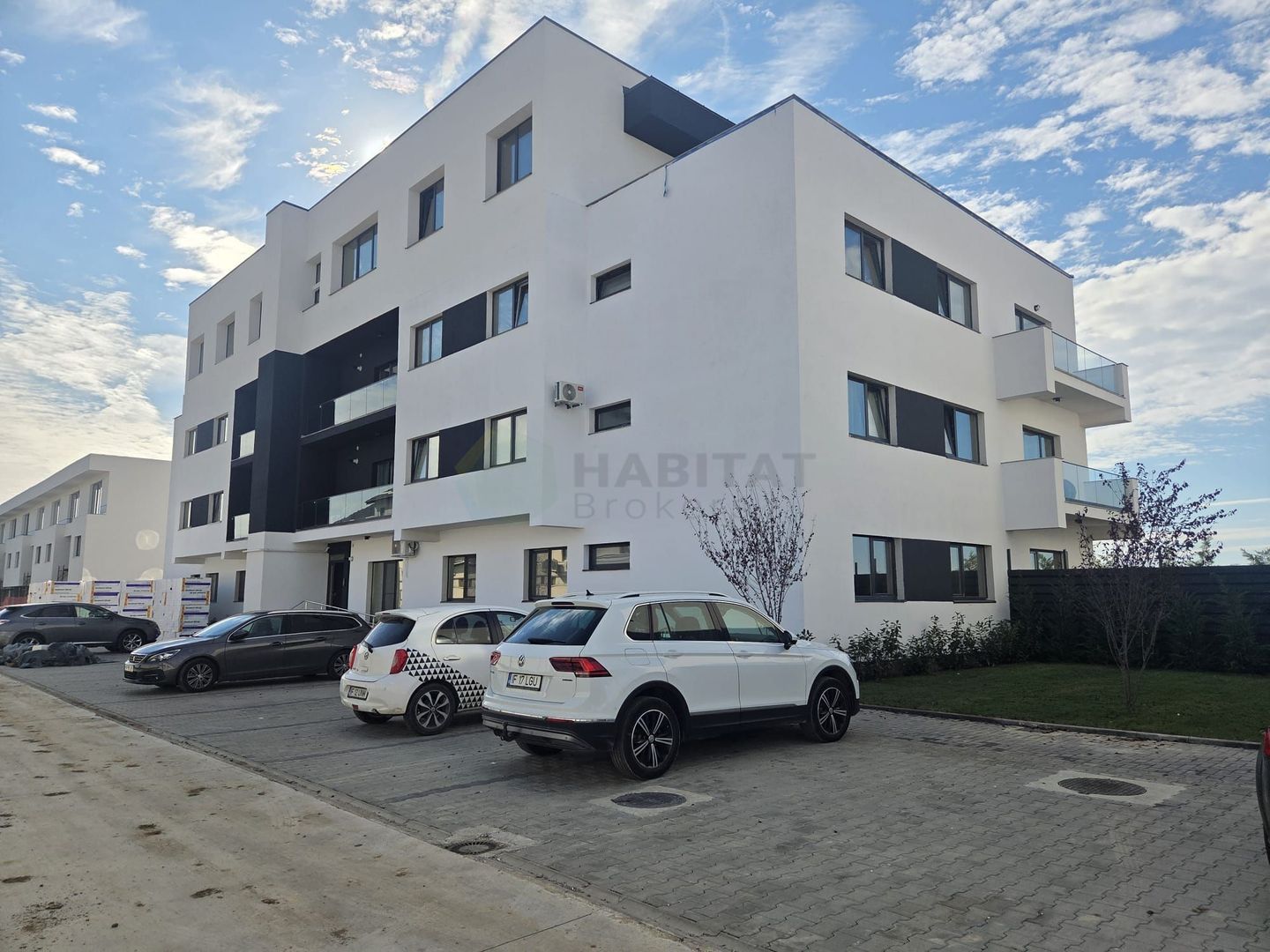 Apartament spațios de 3 camere  | 71.5mp utili  | Tunari - Poză 1