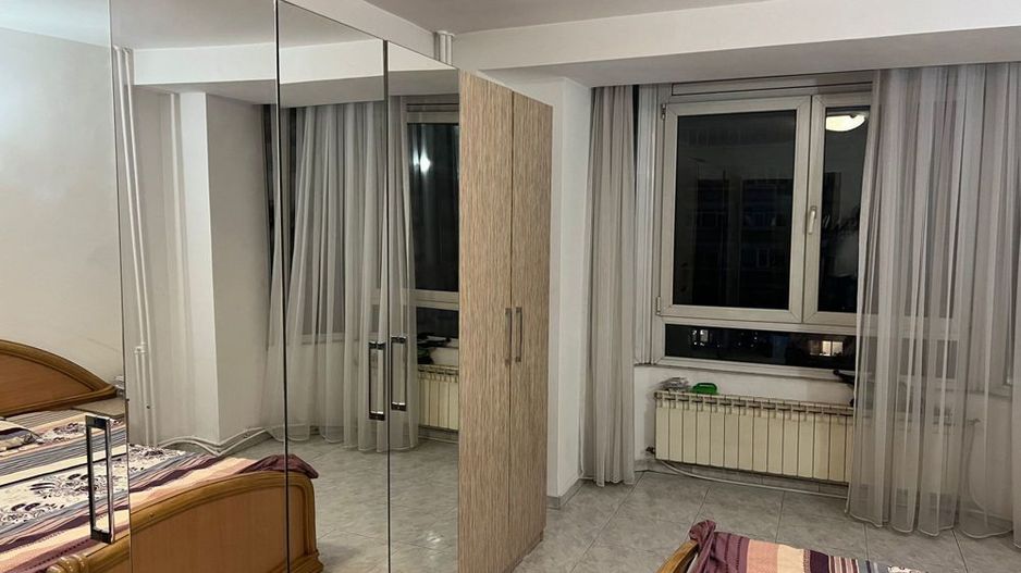 Apartament 3 camere Decebal - Poză 3