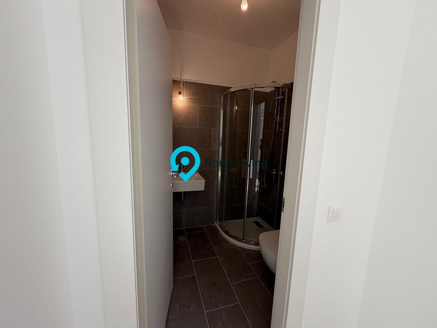 Apartament 3 camere | Ansamblu rezidential - Bucurestii Noi - Poză 12