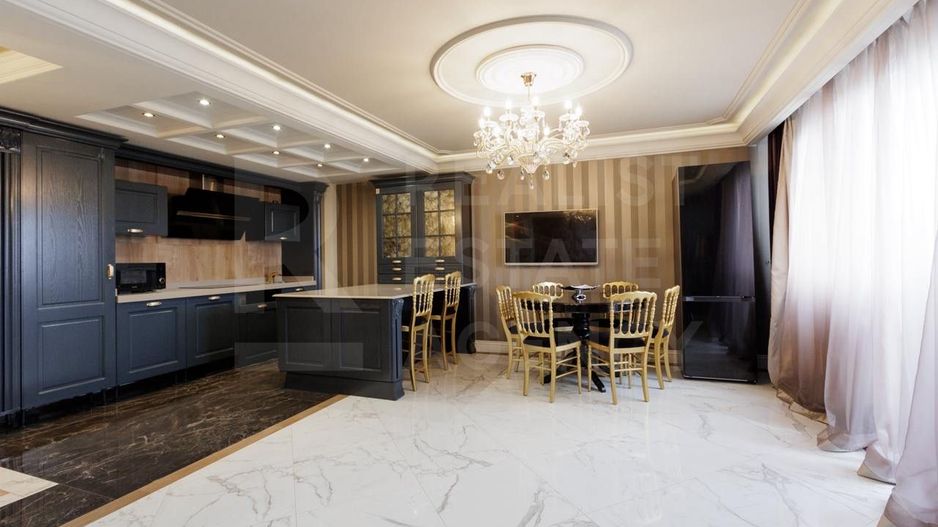 Chirie, apartament, 3 camereValea Trandafirilor, Centru - Poză 1