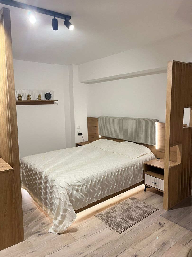 Apartament 1 camera 35 mp tip studio, Central Palas 450euro - Poză 1