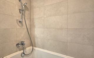 Exclusivitate -  3 camere,  bloc nou,  gradină, loc parcare, pet friendly - Poză 19