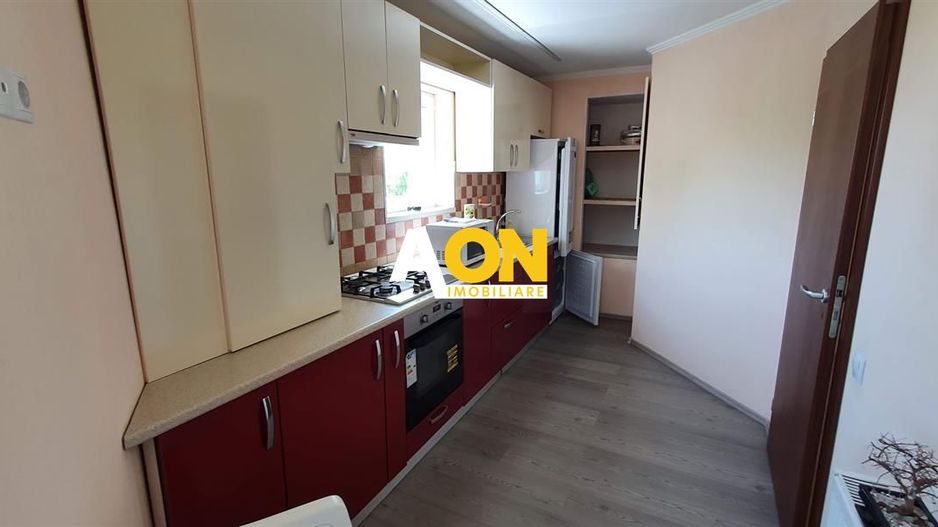 Apartament 3 camere, 97 mp utili, la vila, zona Alba Mall - Poză 5