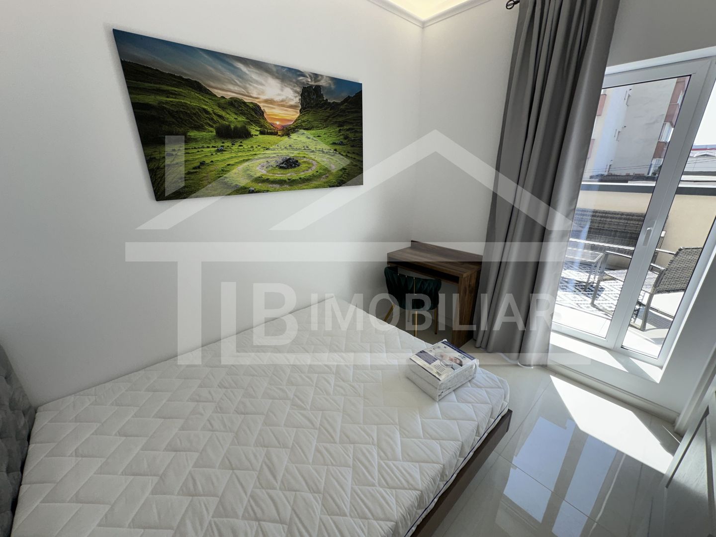 Apartament cu 2 camere, 52mp, terasa 20mp, parcare, lux, Zona Vivat Residence - Poză 7