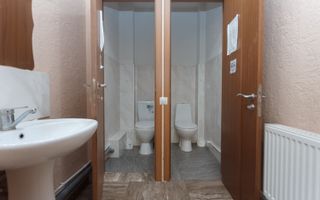 Vanzare oficiu in centru orasului - Poză 8