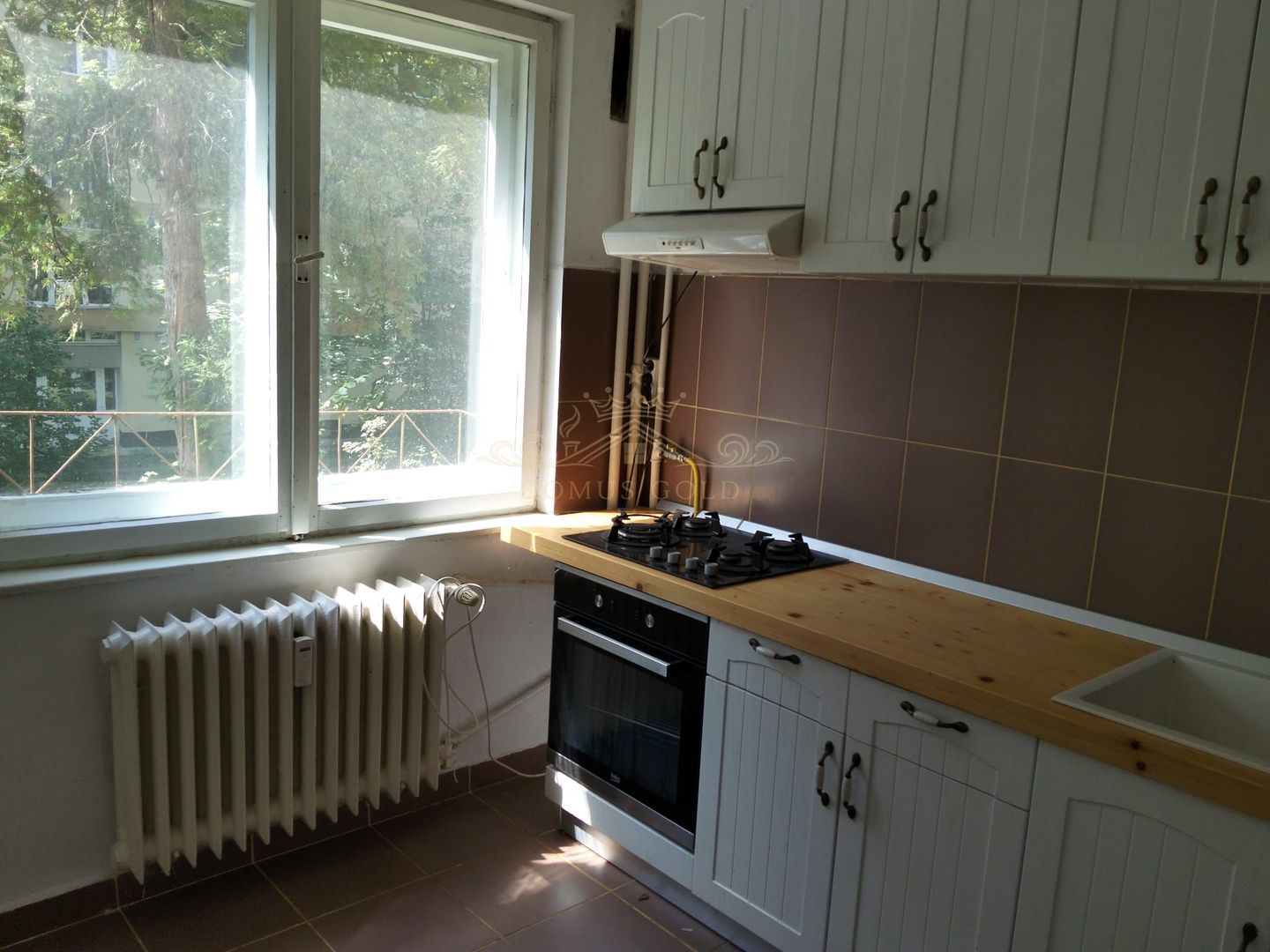 Vind apartament 3 camere in Gheorgheni . - Poză 30
