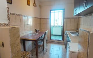 APARTAMENT 2 CAMERE DECOMANDAT PODU DE FIER UMF - Poză 2