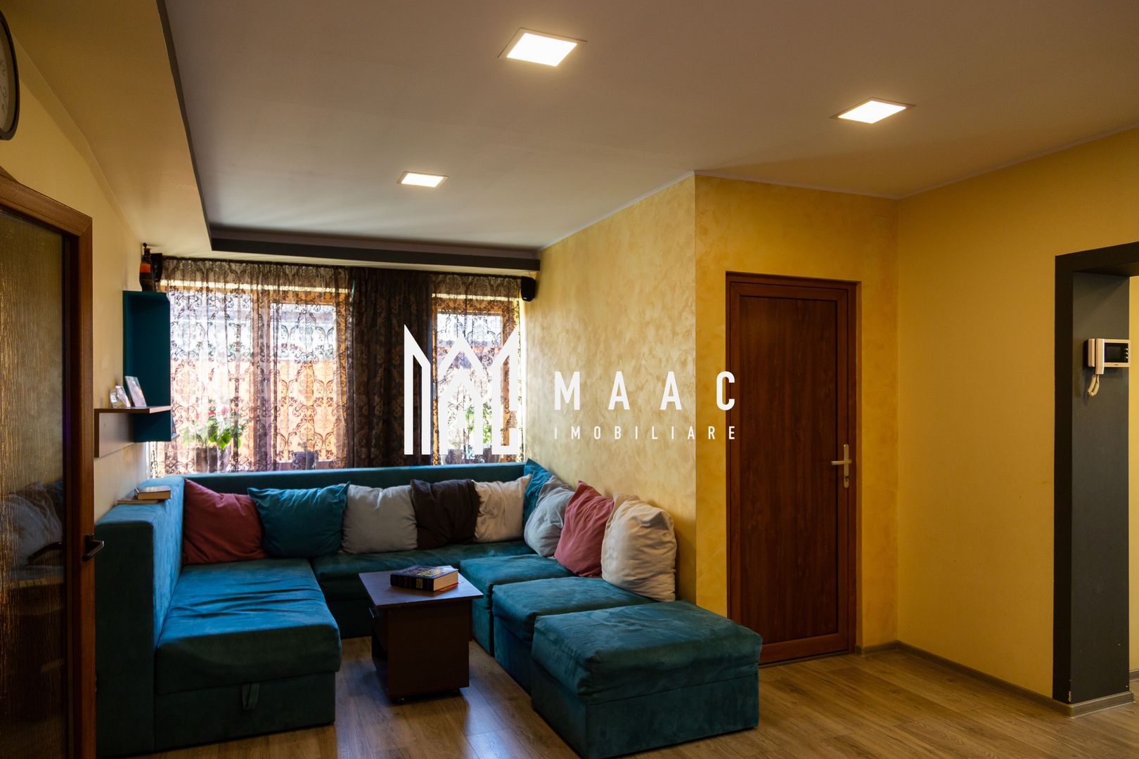 Casa 6 camere | P+M | Curte | 270 MPU | Zona Centrala - Poză 34