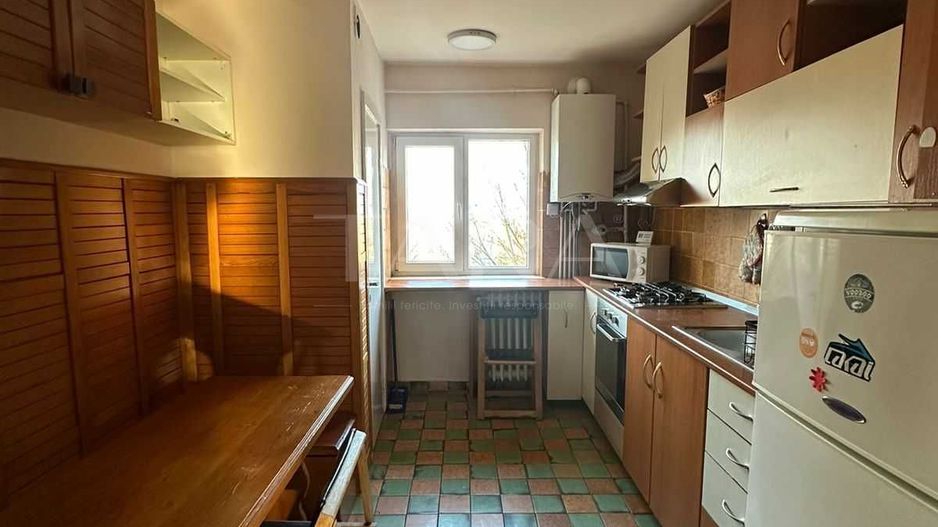 Apartament 4 camere decomandate, 2 băi și 2 balcoane – zona Titulescu - Poză 1