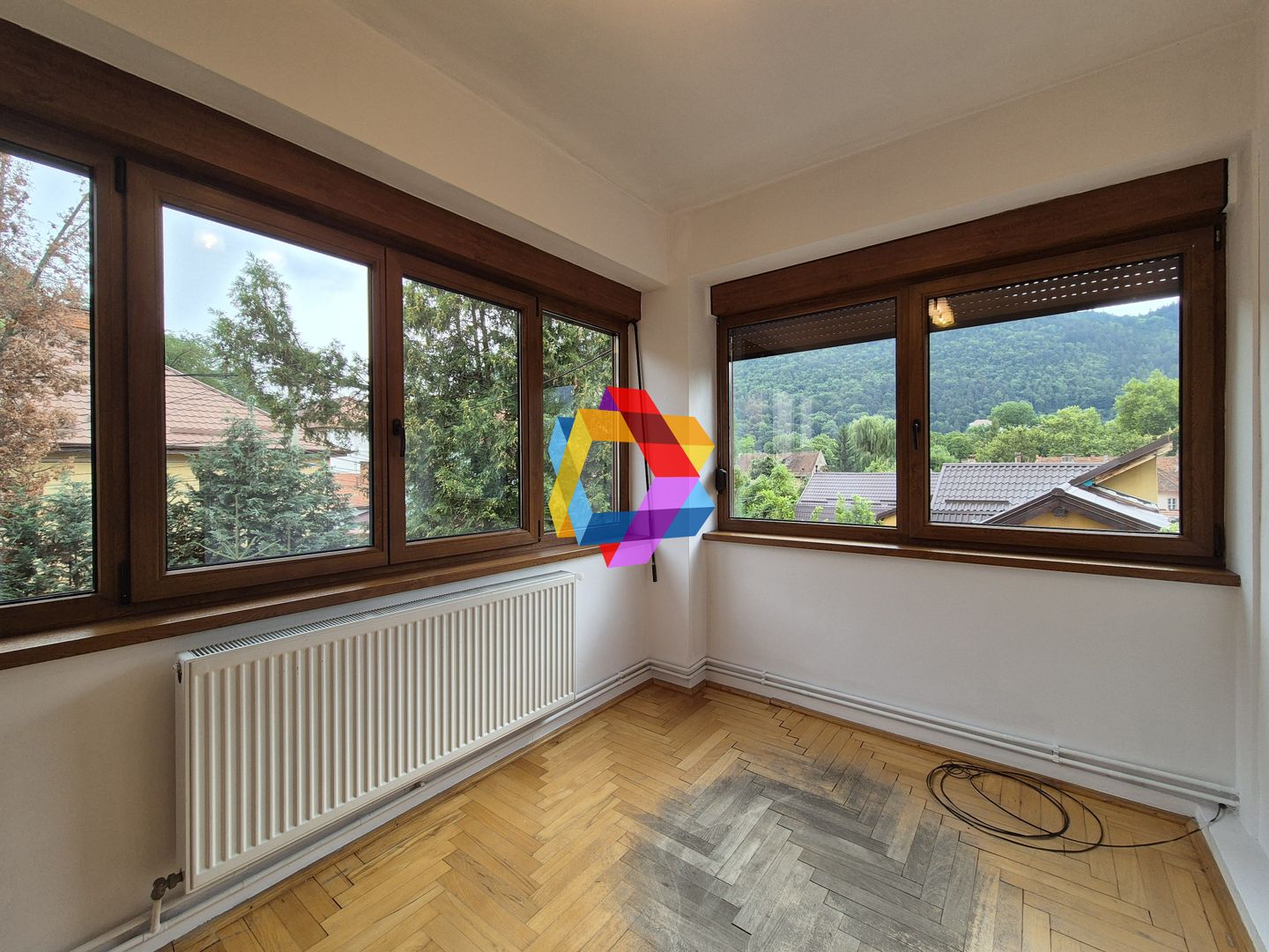 Casa 270mp zona centrala - Poză 7