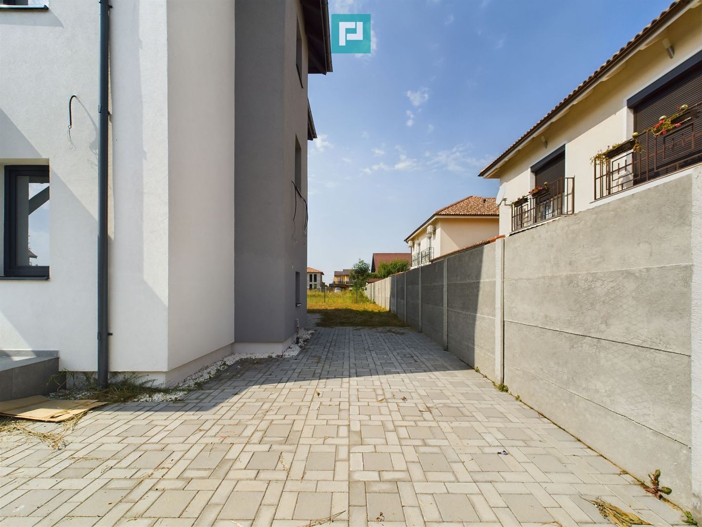 Duplex elegant cu 3 dormitoare în Ghiroda - Poză 18