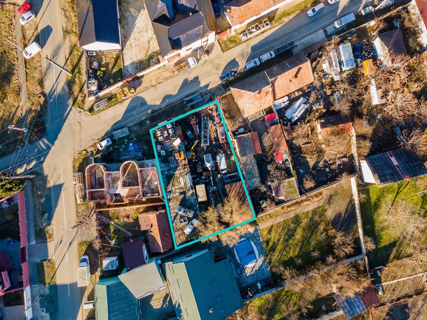 Teren pentru investiții în Alfa - Poză 1