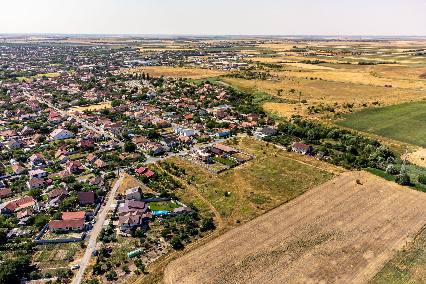 Loc de casă în Poltura Arad - Poză 2