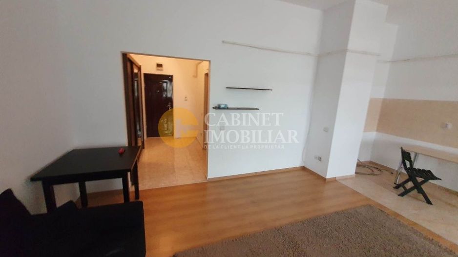 Cug Etaj 3 cu Pod Apartament cu 1 camera 45 mp - Poză 4