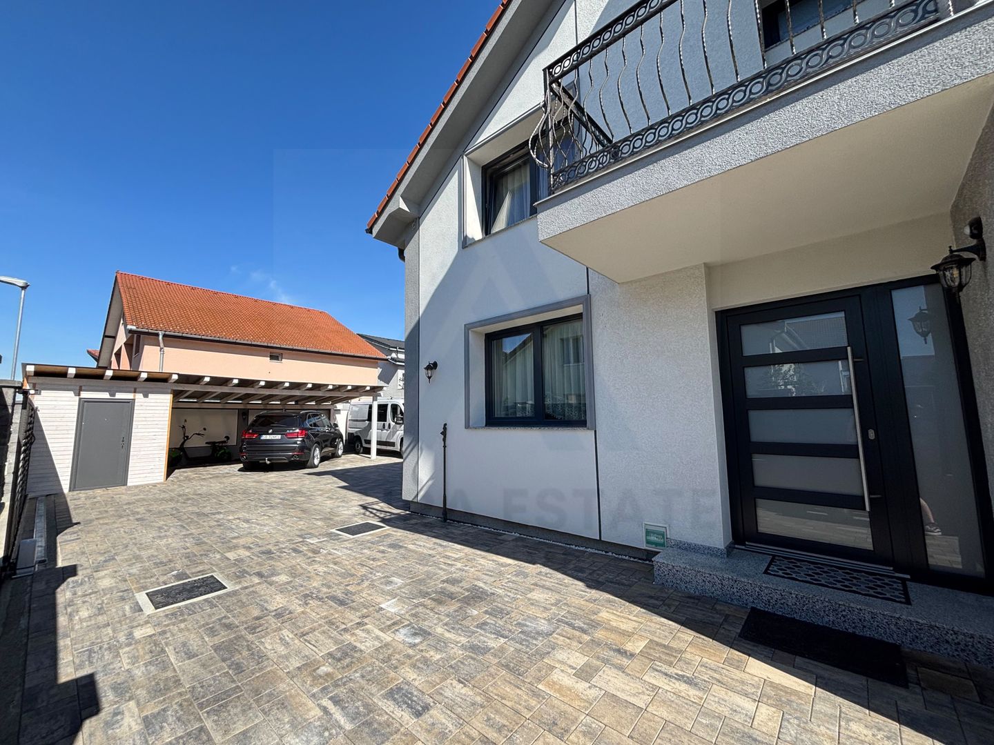 Casa individuala ultrafinisata 200 mp utili si teren 462 mp  Selimbar - Poză 28
