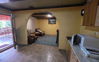 De Vânzare Căsuță cu 7 ari teren Bercu Roșu - Poză 7