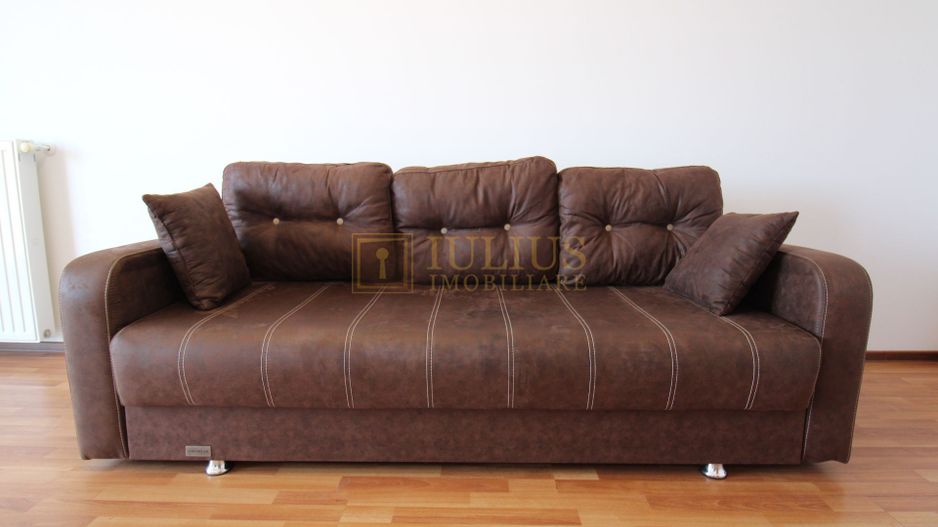 Aradului; decomandat, bucatarie inchisa. Parcare privata inclusa. - Poză 3