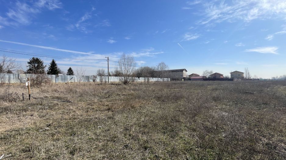 GIULESTI | Teren intravilan PUZ V3a2 3 loturi: 5500 + 1800 + 1800 - Poză 7