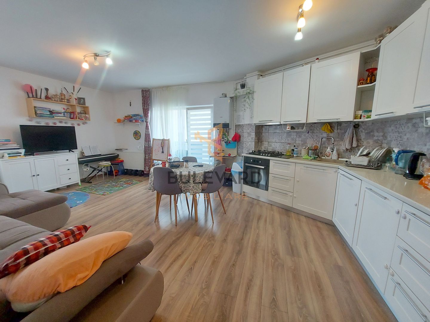 Apartament cu 2 camere in Donath Park! - Poză 2