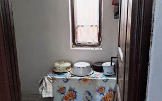 Casă și teren de vânzare Polovragi - Racovița - Poză 10