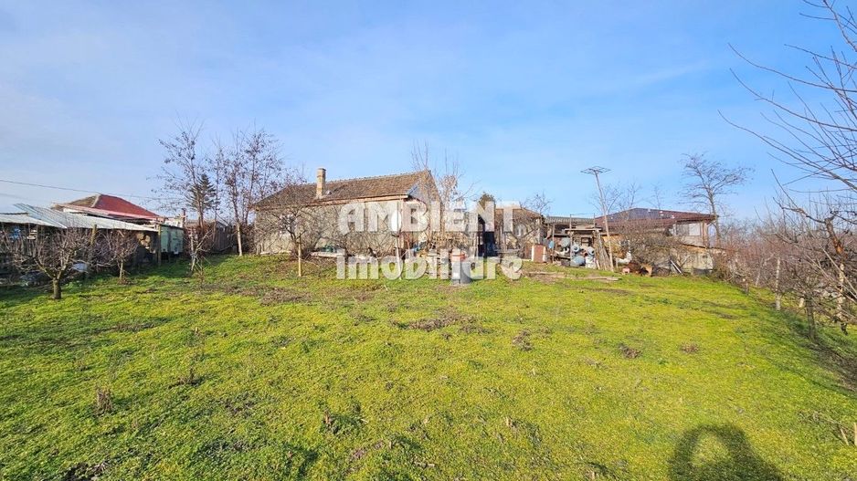 REDUCERE de PRET - Casa traditionala in Secuia, la 10 km de Vaslui; - Poză 10