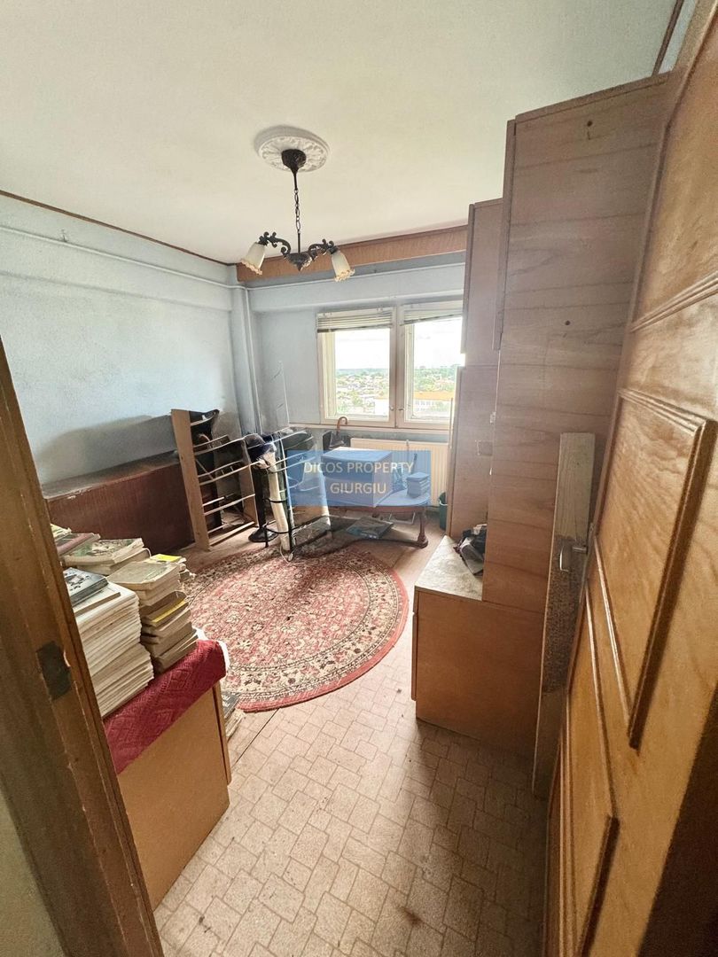 Apartament 4 Camere – Lângă Liceul Maiorescu, Giurgiu - Poză 3