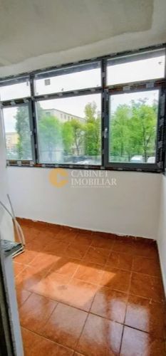 FARA RISC - Piata Nicolina -2 Camere - Decomandat -  Etaj 1 - Poză 6