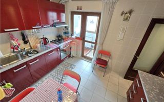 Apartament 3 camere Tătărași str. Ciurchi - Poză 3