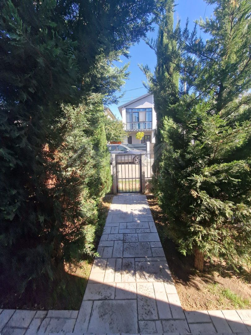 Casă P+1+pod mansardat nemobilată Otopeni - Tunari - Poză 11