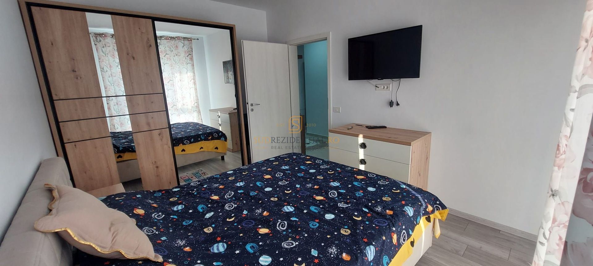 Apartament 2 camere, mobilat si utilat,loc de parcare ,sector 4 - Poză 4