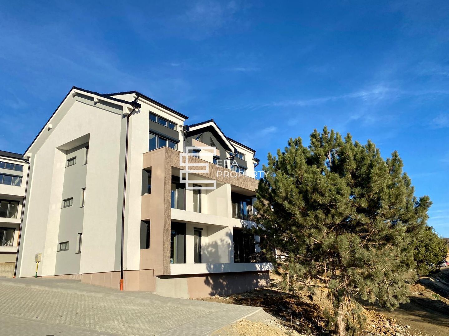 Apartament 2 camere, 52 mp- zona Industriala Vest - Poză 11