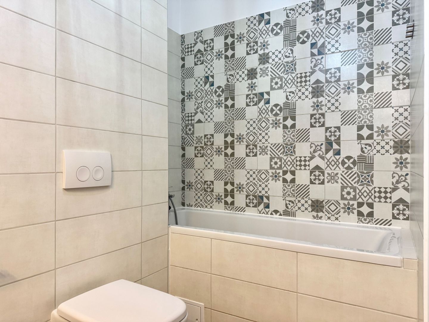 Apartament luminos cu 2 camere, balcon – zona Vox - Poză 27