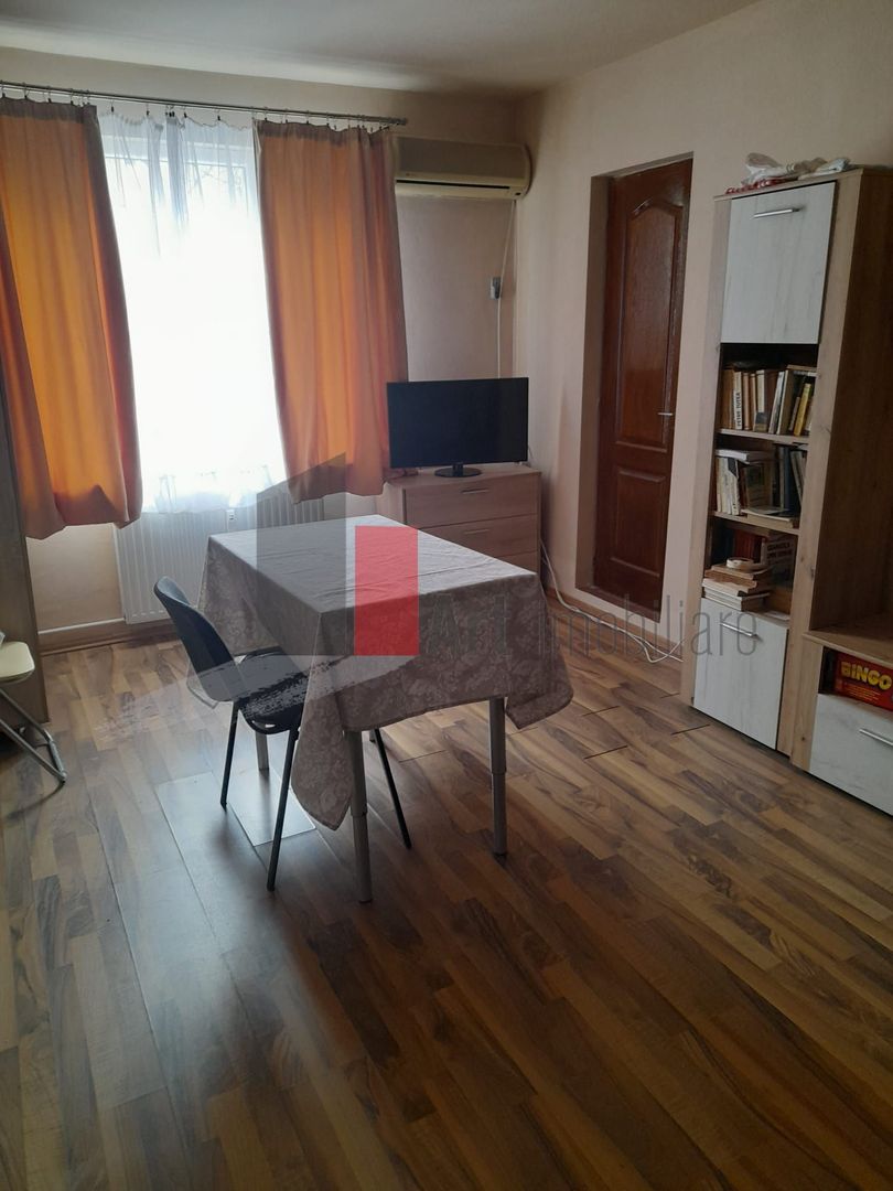 apartament 3 camere Drumul Taberei - Poză 1