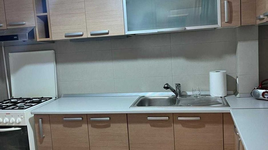 Apartament 3 camere-de Inchiriat - Poză 4