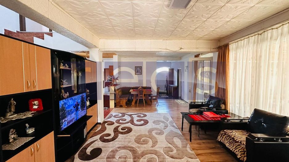 CASA DE VANZARE | CREVEDIA | 5 CAMERE - Poză 9