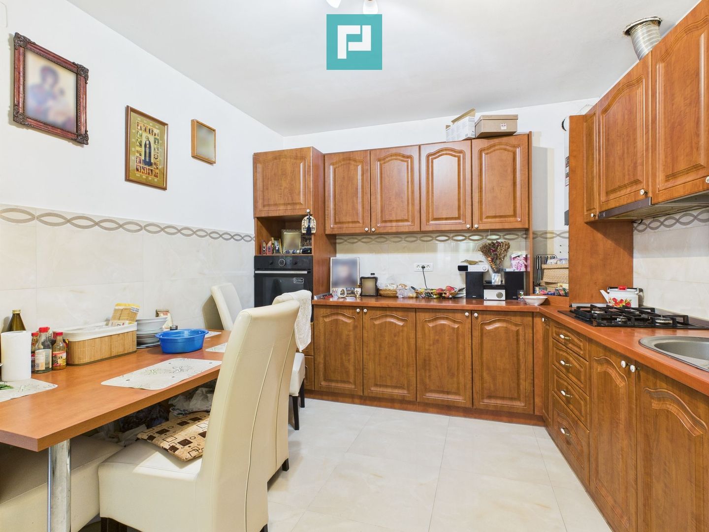 Casă cu 2 camere și teren de 1450 mp în Aradul Nou - Poză 3