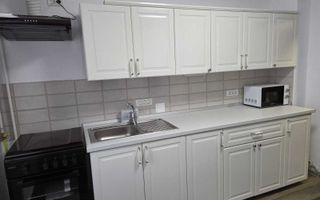 Spitalul Județean | 3 Camere Decomandate | Etaj 1 | Centrală Proprie | Renovat - Poză 3