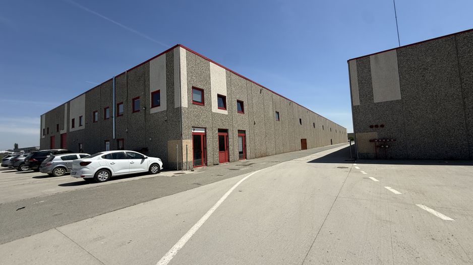 DE VANZARE HALĂ INDUSTRIALĂ CLASA A | 5.000 MP | CHITILA –DRAGOMIREȘTI - Poză 3