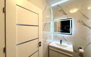 Apartament cu 2 camere la cheie in West City Tower. - Poză 10