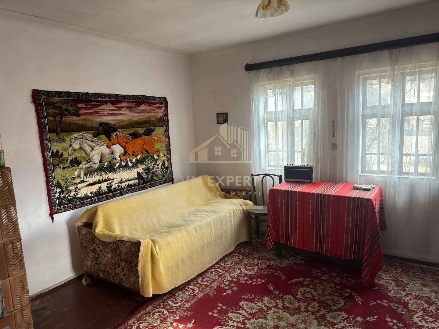 CASĂ  MUSCELEANA P+E 80 MP, TEREN 1500 MP, CAMPULUNG - Poză 3