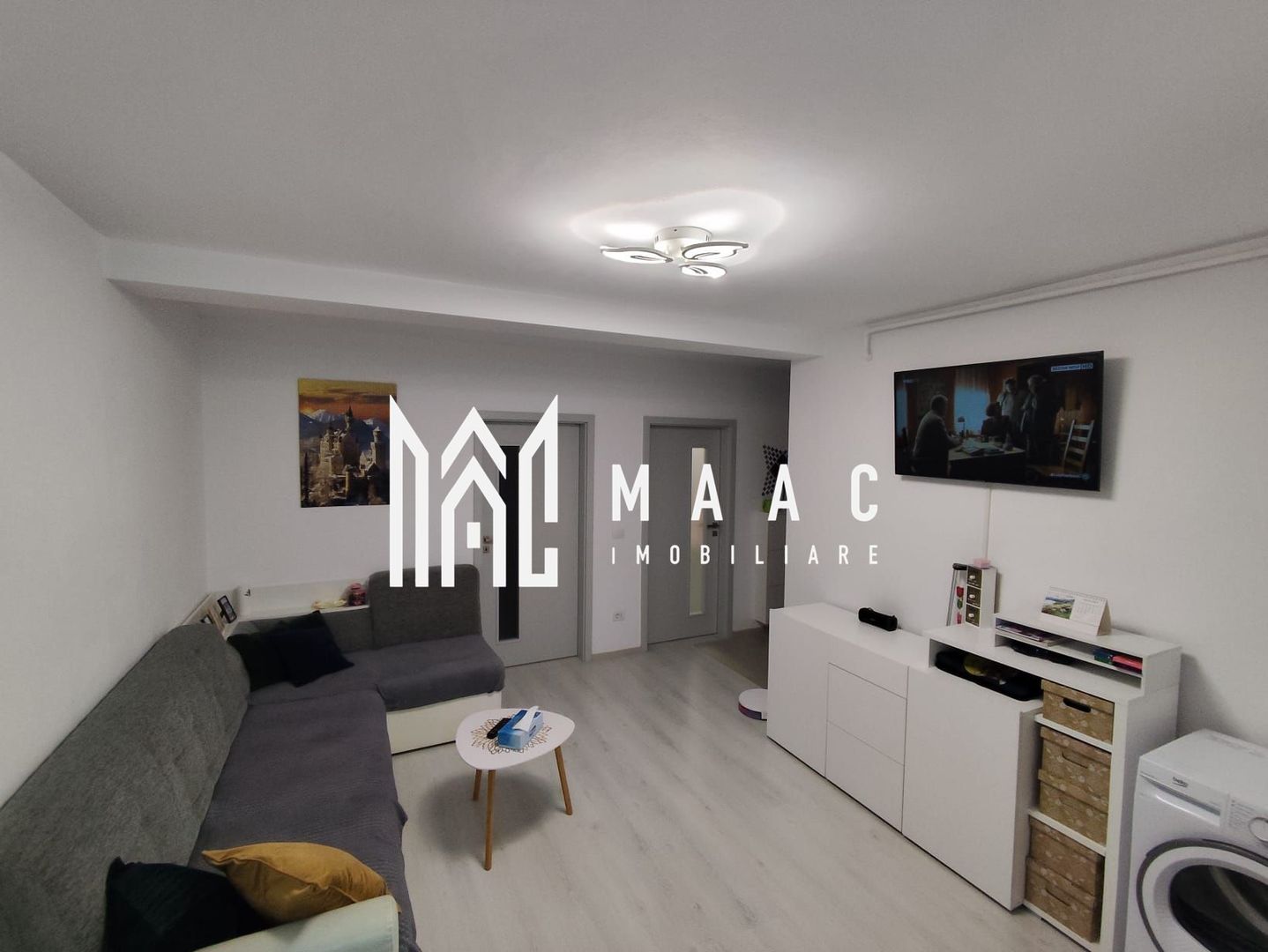 Apartament 3 camere | Etaj 2 | 2 Balcoane | Calea Surii Mici - Poză 1