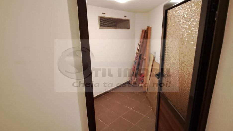 Casa/Vila de Inchiriat COPOU - 3000 euro - Poză 38